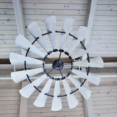 2022-10 KCC_PaddleHut_fan-400
