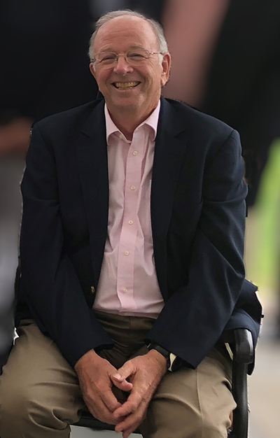 2022-Bill O'Brien-seated-400
